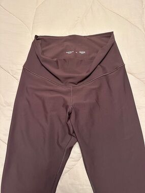 Old Navy Powersoft High-Waist Chocolate Brown Leggings